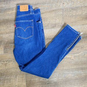 Levi's 721 High Rise Jeans with Zipper Ankles